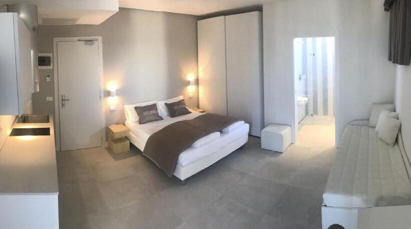 ジュニアスイート, Stellamare