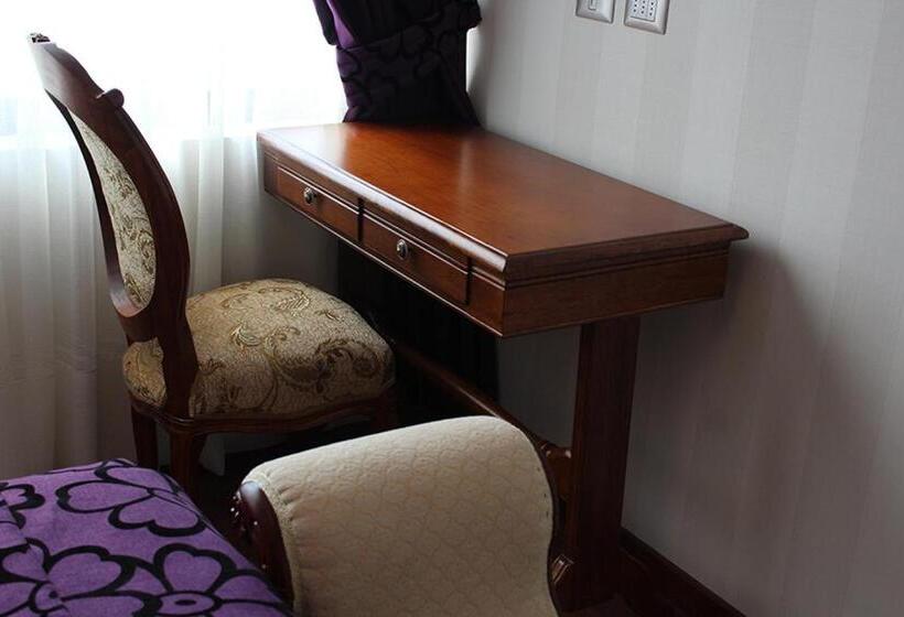 מיטת קינג בסוויטה, Vista Velero