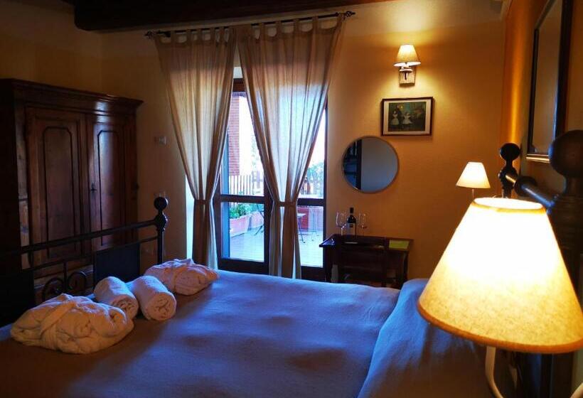 Трехместный Номер Классика, Agriturismo Podere S. Croce