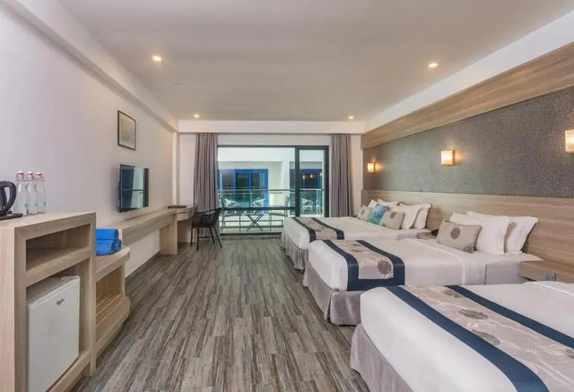 اتاق استاندارد چهار تخته, Kaani Grand Seaview