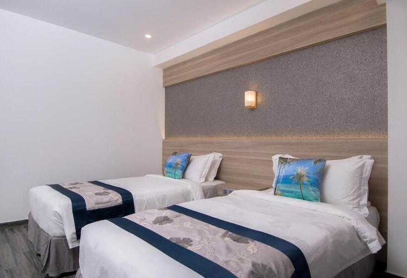 اتاق استاندارد چهار تخته, Kaani Grand Seaview