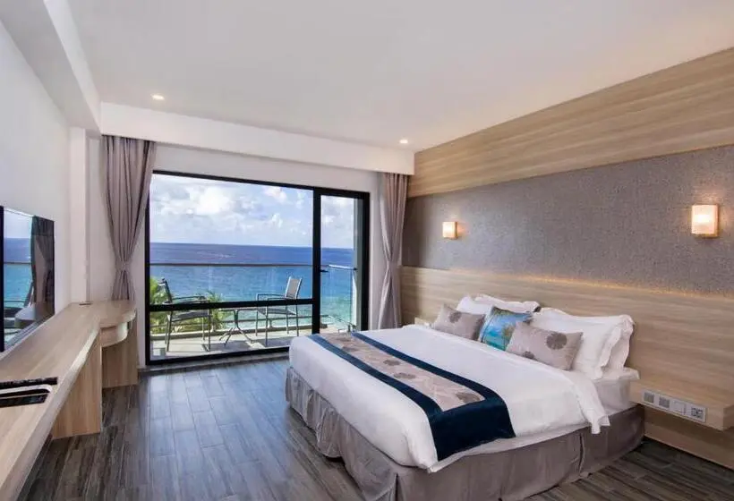 اتاق استاندارد با بالکن و چشمانداز دریا, Kaani Grand Seaview