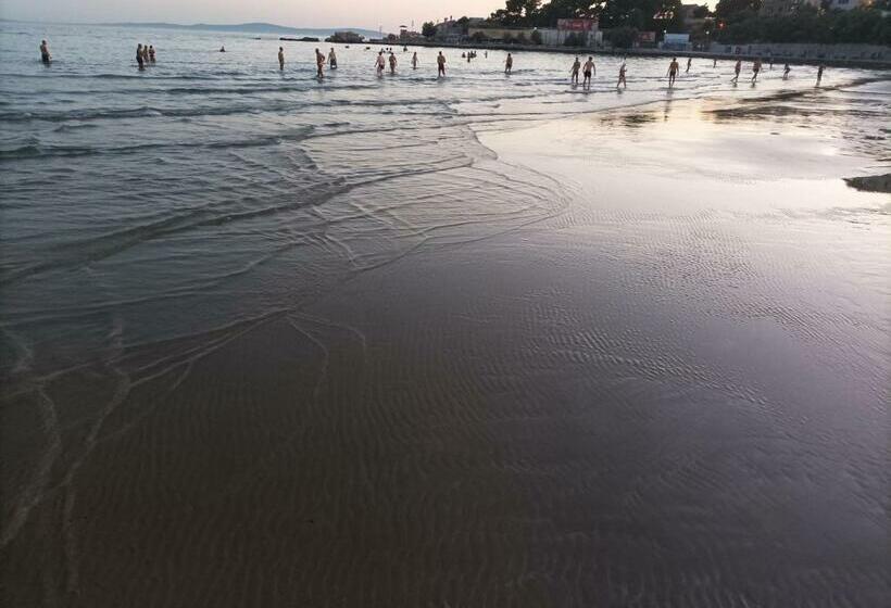 Deluxe Szoba, B&b Guest House Be Happy Parking,breakfast Center