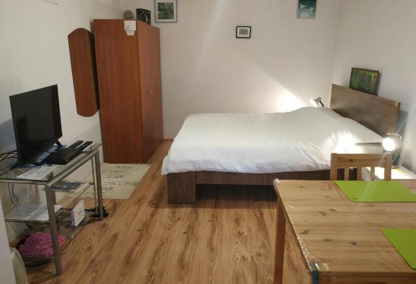 Deluxe Szoba, B&b Guest House Be Happy Parking,breakfast Center