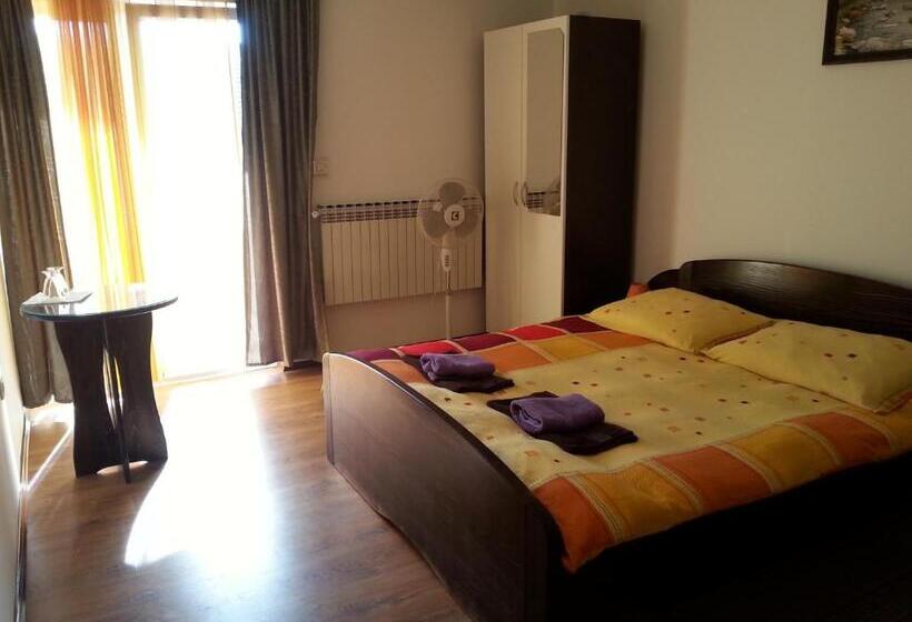 غرفة قياسية مزوَّدة بشُرفة, Guesthouse Kod Mosta