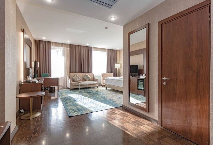سوییت اجرایی, Best Western Plus Astana
