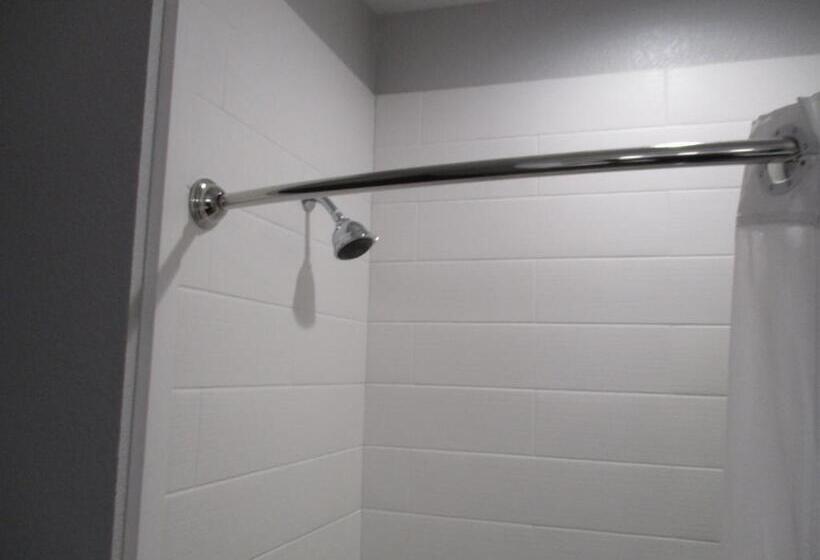 סוויטה מותאמת לאדם עם מוגבלויות, Best Western Plus Buda Austin Inn & Suites