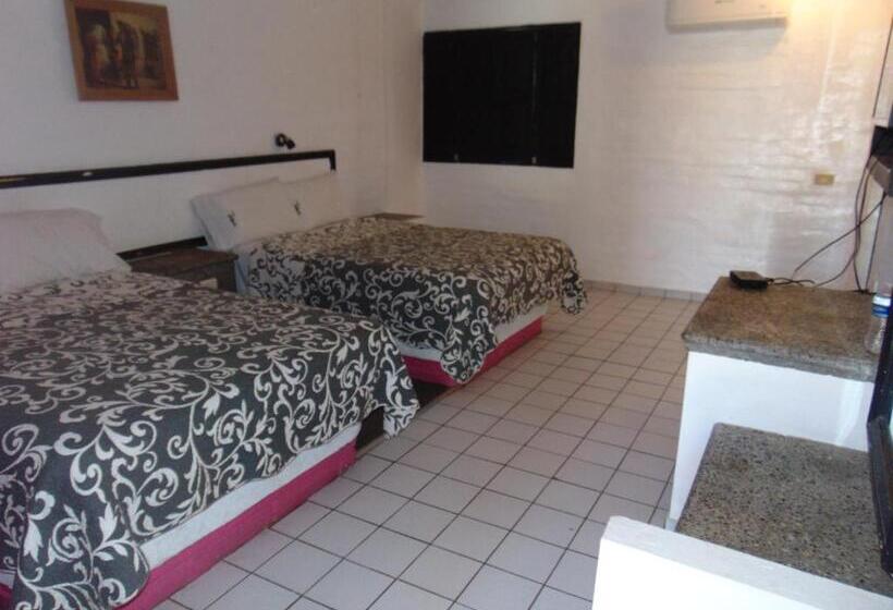 이코노미 룸, El Rancho