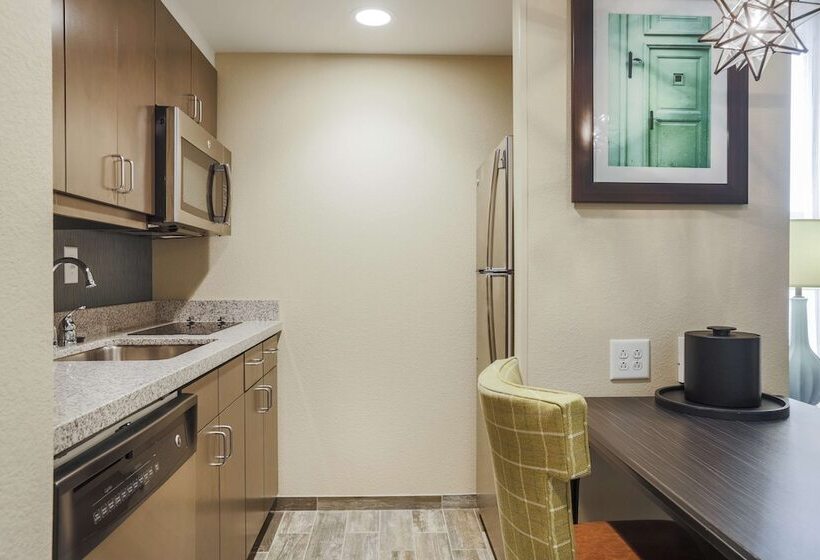 Suite, Homewood Suites By Hilton Charleston Historic District