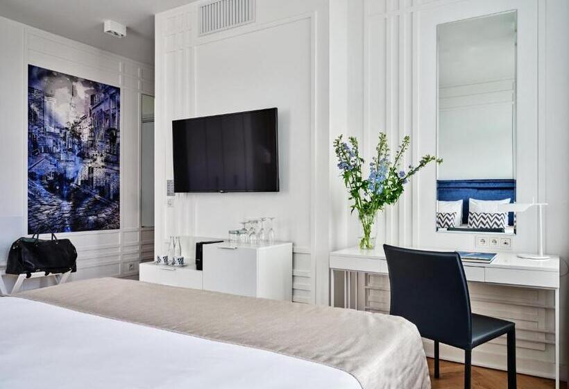 Номер Стандарт, Indigo Warsaw Nowy świat, An Ihg