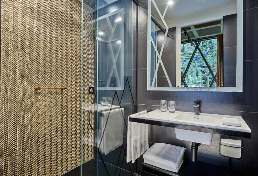 סוויטה, Indigo Warsaw Nowy świat, An Ihg