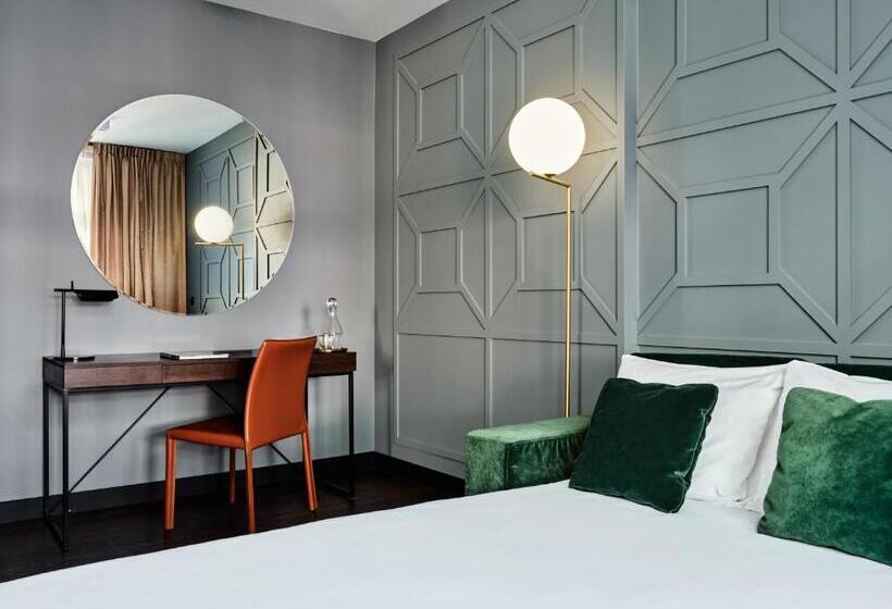 סוויטה, Indigo Warsaw Nowy świat, An Ihg