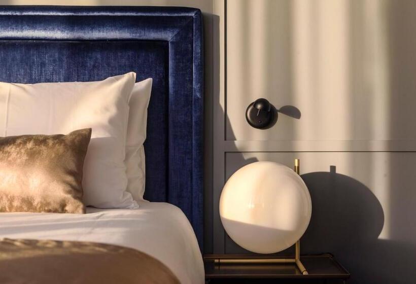 סוויטה, Indigo Warsaw Nowy świat, An Ihg