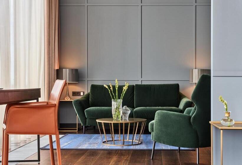 סוויטה, Indigo Warsaw Nowy świat, An Ihg