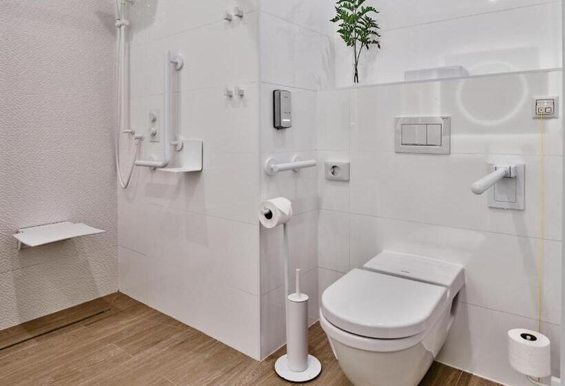 חדר סטנדרט מותאם לאדם עם מוגבלויות, Indigo Warsaw Nowy świat, An Ihg