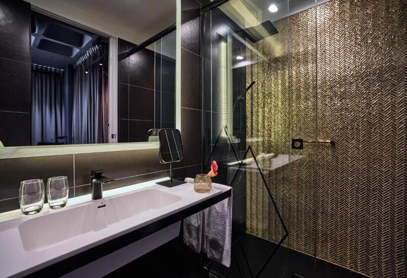 חדר סטנדרט, Indigo Warsaw Nowy świat, An Ihg