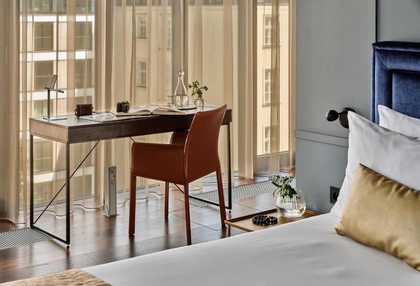 סוויטה, Indigo Warsaw Nowy świat, An Ihg