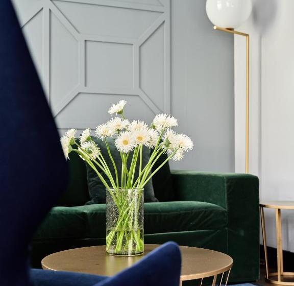 סוויטה, Indigo Warsaw Nowy świat, An Ihg