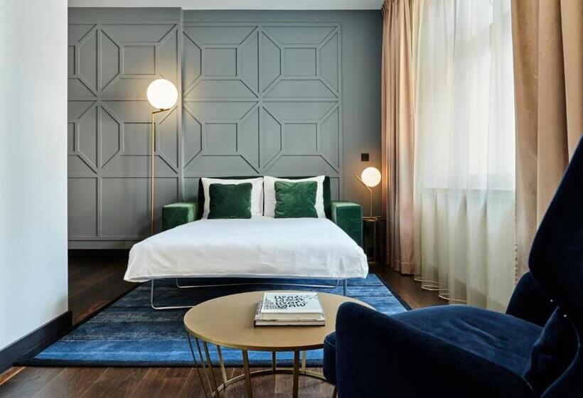 סוויטה, Indigo Warsaw Nowy świat, An Ihg