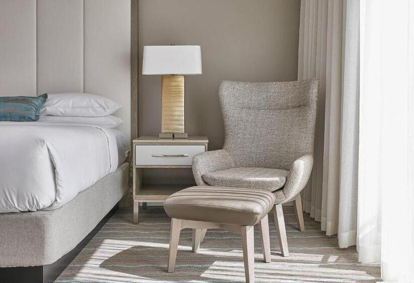 キングサイズベッドのスイートルーム, Paseo, Autograph Collection