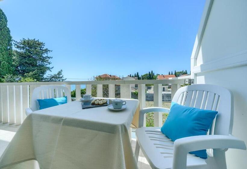 غرفة عائلية, Riva Kaštela With Swimming Pool