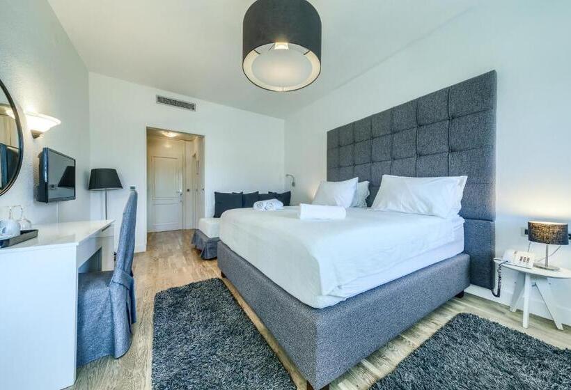 غرفة عائلية, Riva Kaštela With Swimming Pool