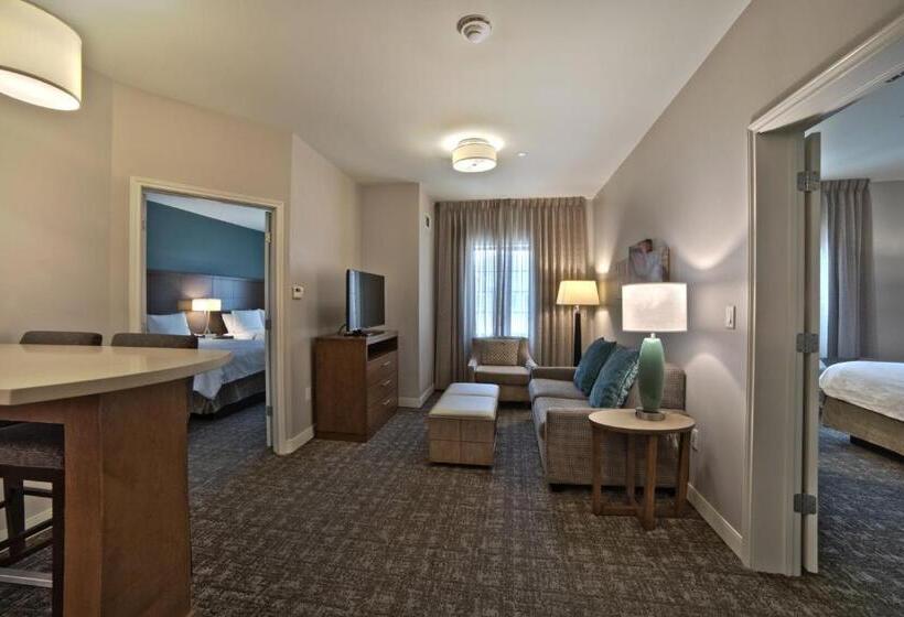带2个卧室的套房, Staybridge Suites Houston Humble Beltway 8 E, An Ihg