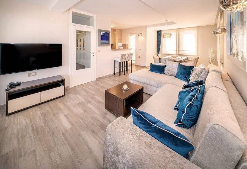 디럭스 스위트, Vila Rova