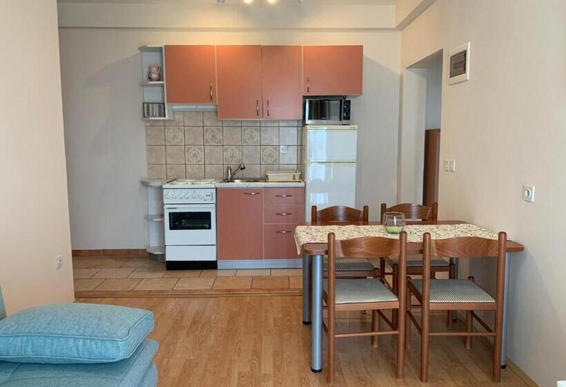 Апартаменты 1 Спальня с Террасой, Bed&breakfast Nada