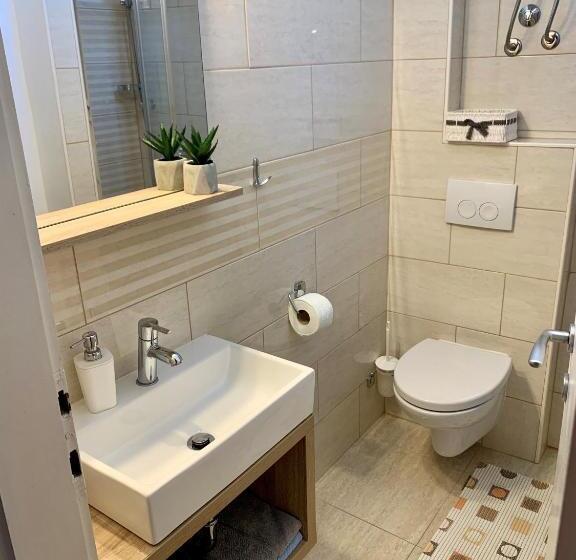 침실 1개 테라스 아파트, Bed&breakfast Nada