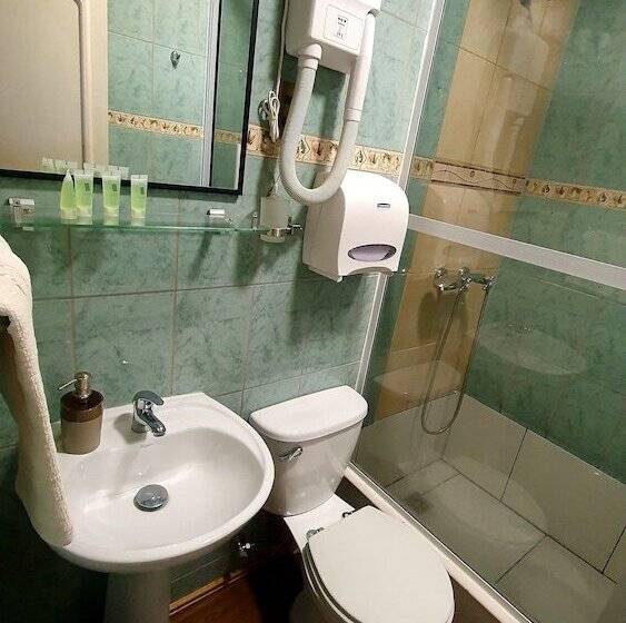 Номер Стандарт, Hostal Galvarino Puerto Natales