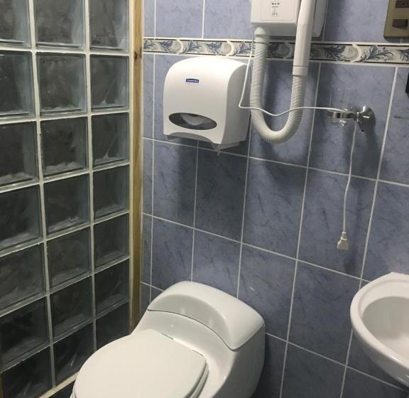 Номер Стандарт, Hostal Galvarino Puerto Natales