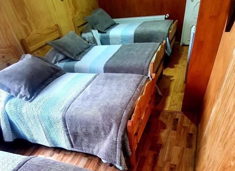 Четырехместный Номер Стандарт, Hostal Galvarino Puerto Natales