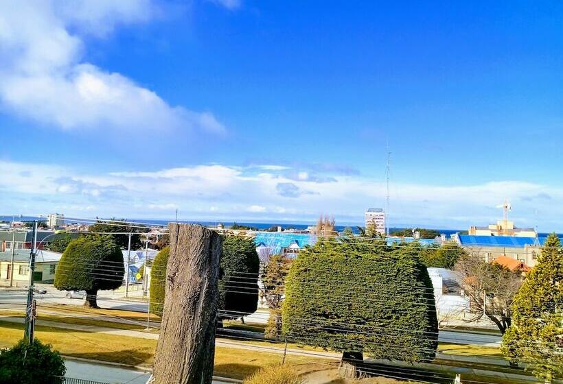 Pokój Standard, Samarce House