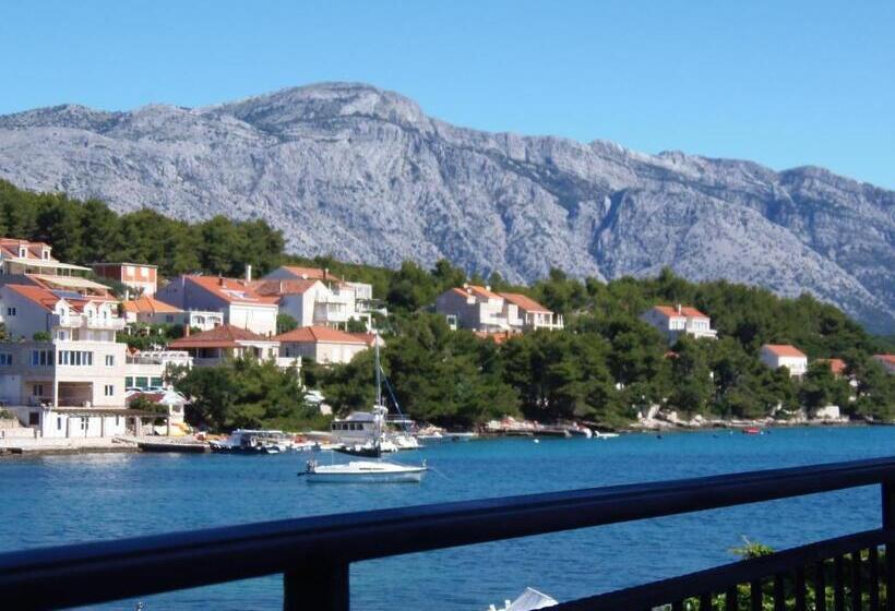 Студия Стандарт Вид на Море, Villa Nobilo