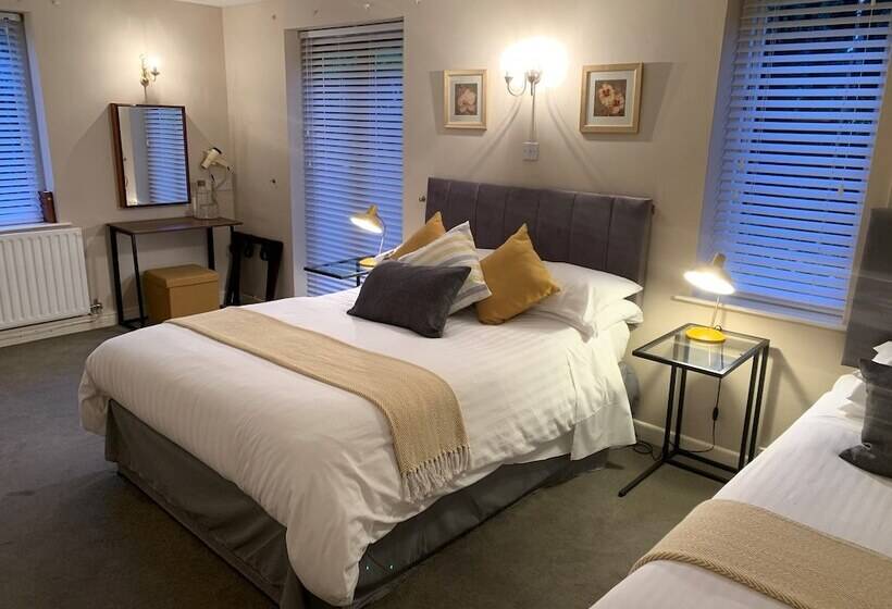 Номер Стандарт, Castle View