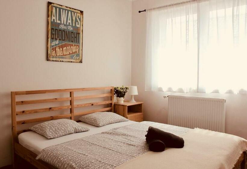 Номер Basic, Falling Lakes Hostel