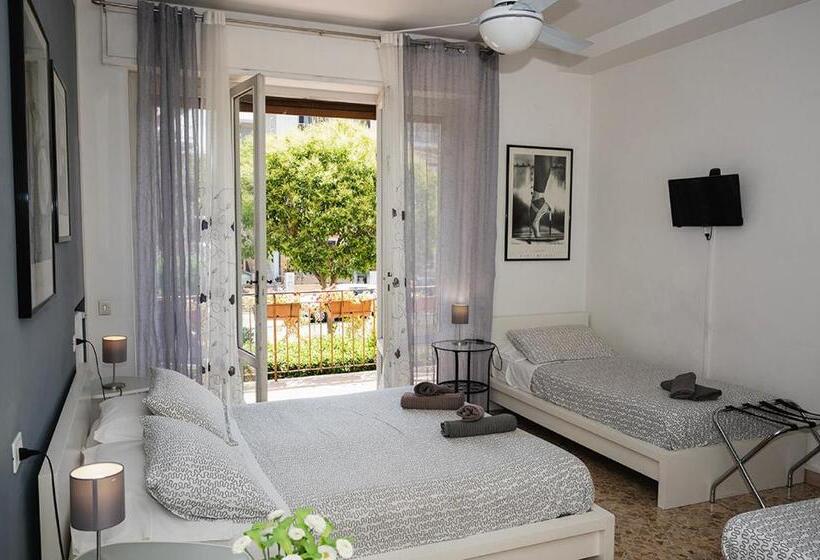 Chambre Quadruple Standard, B&b Pisaland