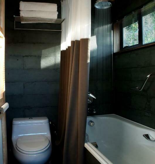 اتاق لوکس, Patagonia Camp