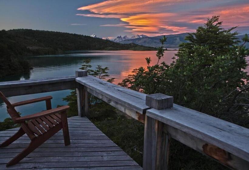 سوییت, Patagonia Camp