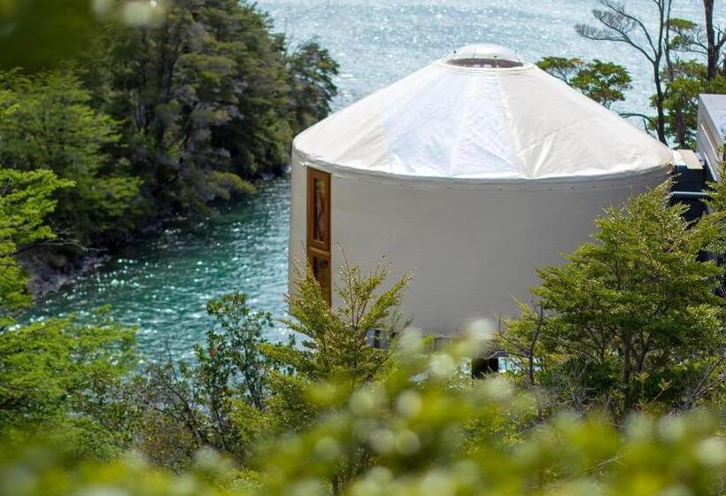 سوییت, Patagonia Camp