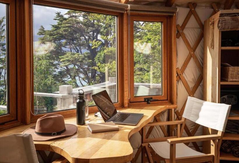 اتاق لوکس, Patagonia Camp