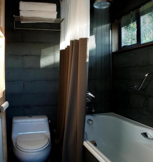 اتاق لوکس, Patagonia Camp