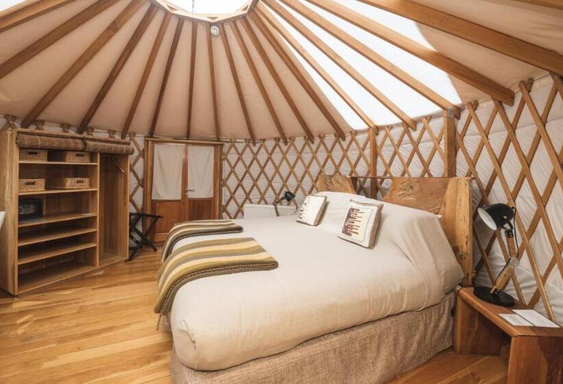 اتاق لوکس, Patagonia Camp
