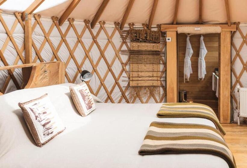 اتاق لوکس, Patagonia Camp
