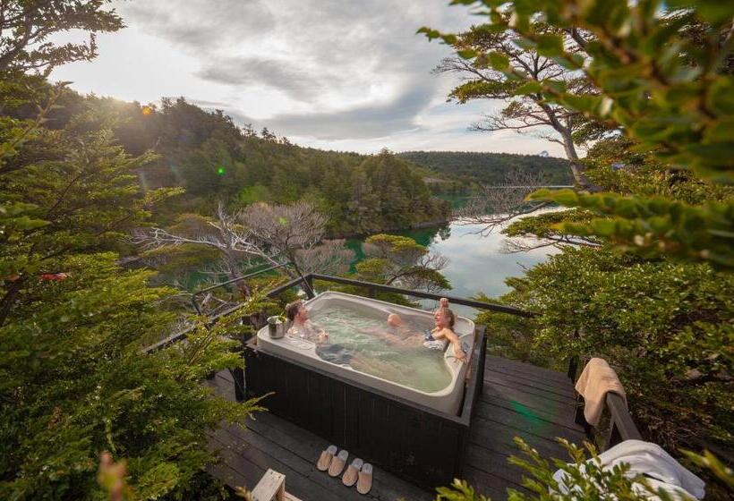 سوییت, Patagonia Camp