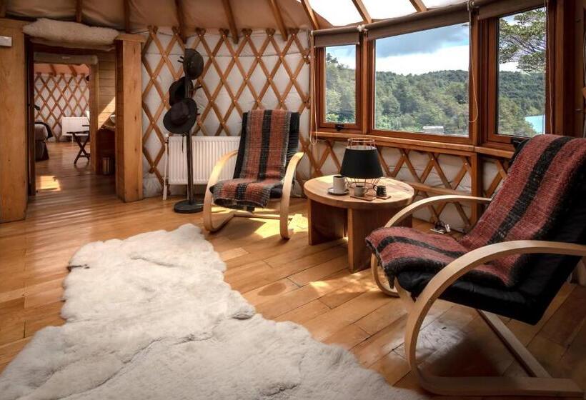 سوییت, Patagonia Camp