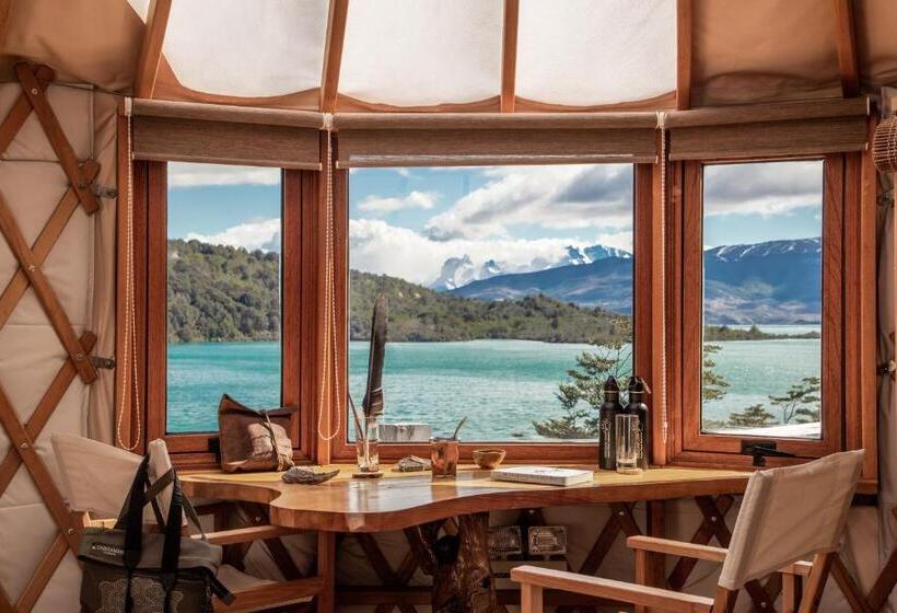 سوییت, Patagonia Camp