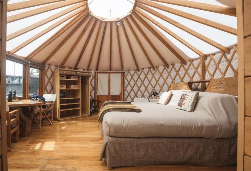 اتاق لوکس با چشم‌انداز دریاچه, Patagonia Camp