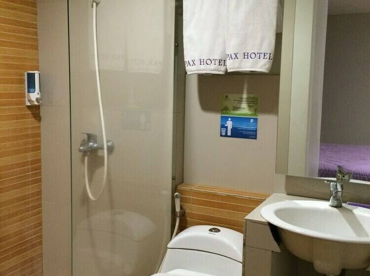 חדר דלוקס, Pax Hotel Jakarta